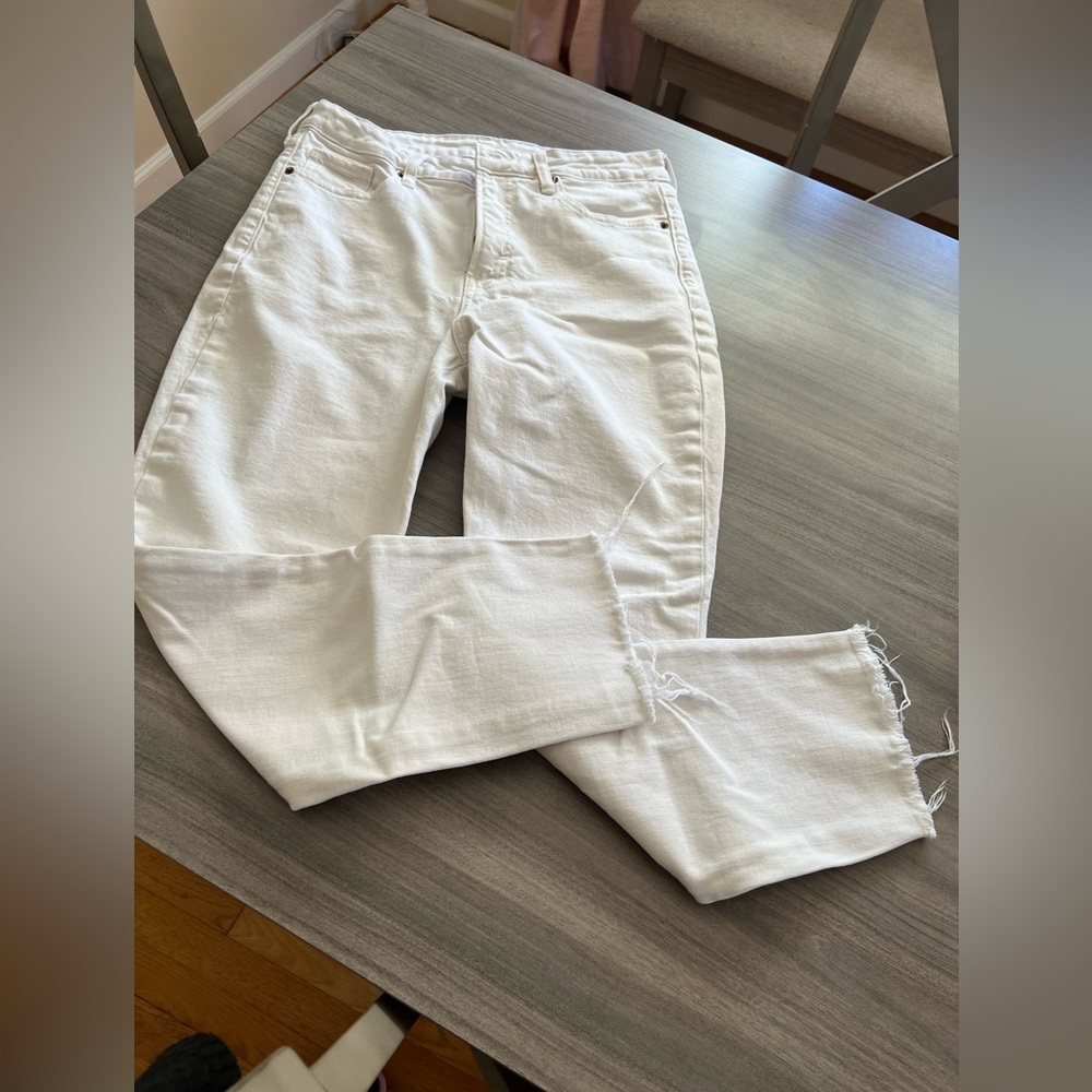 Old Navy High Rise Straight Classic White Jeans